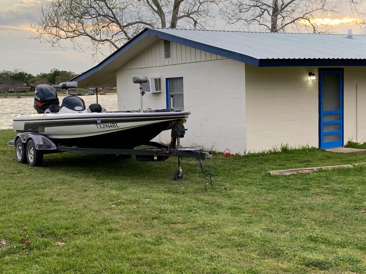 Oasis Lake Buchanan Bluffton Kültér fotó